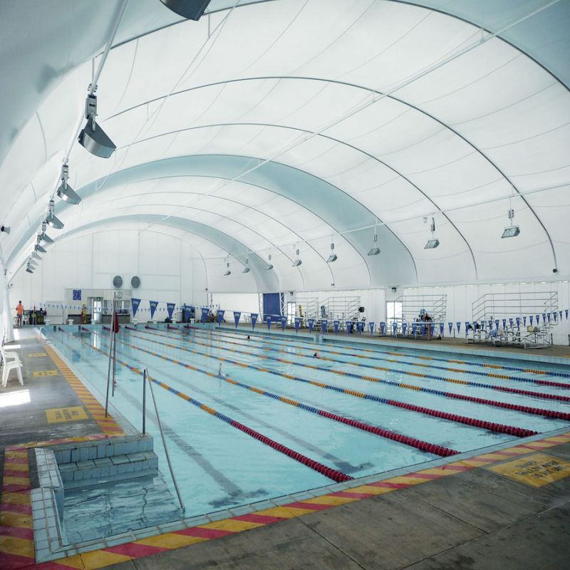All-Encompassing Weather-Resistant Inflatable Swimming Pool Dome Tent